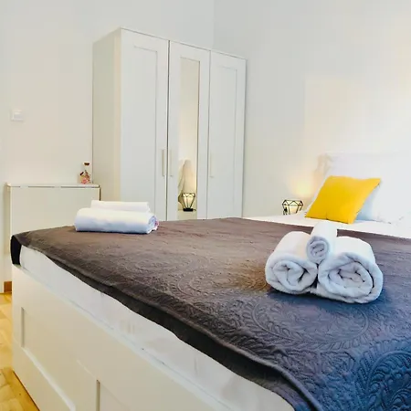 Apartment Almond 2 - Free Parking Split